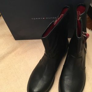 Tommy Hilfiger boots